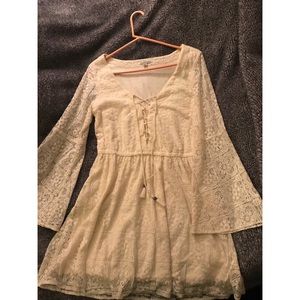 White bohemian lace American Eagle dress- medium